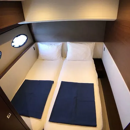 2017 Princess 52 Fly Yacht In Botel *