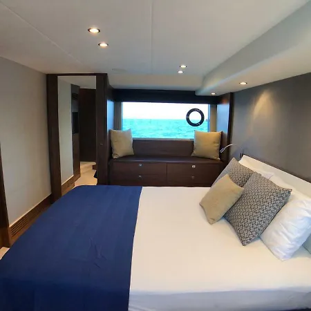 2017 Princess 52 Fly Yacht In بودروم